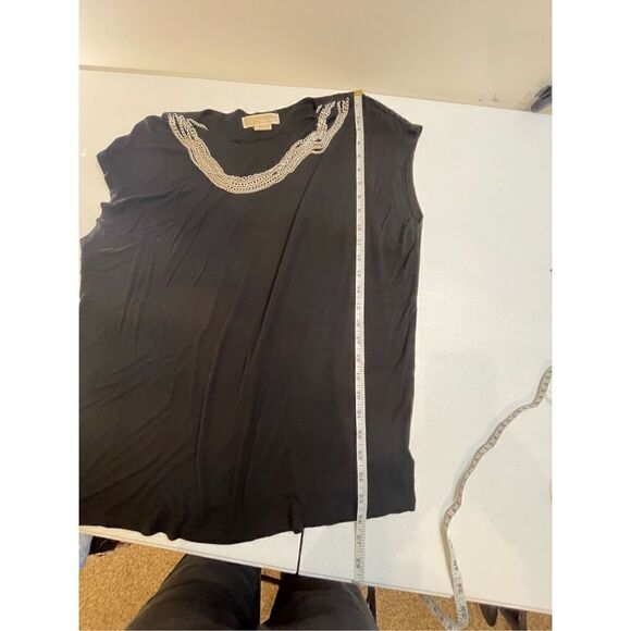 Michael Michael women’s 1X black sleeveless blouse with built in necklace - Picture 4 of 7